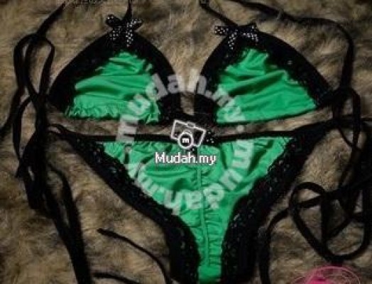 S246-2 Sexy Green Bikini Swimwear Bra 2pcs set