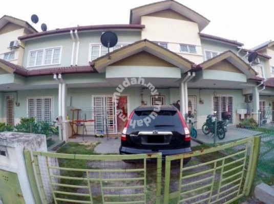 Double Storey House At Kota Puteri Rawang