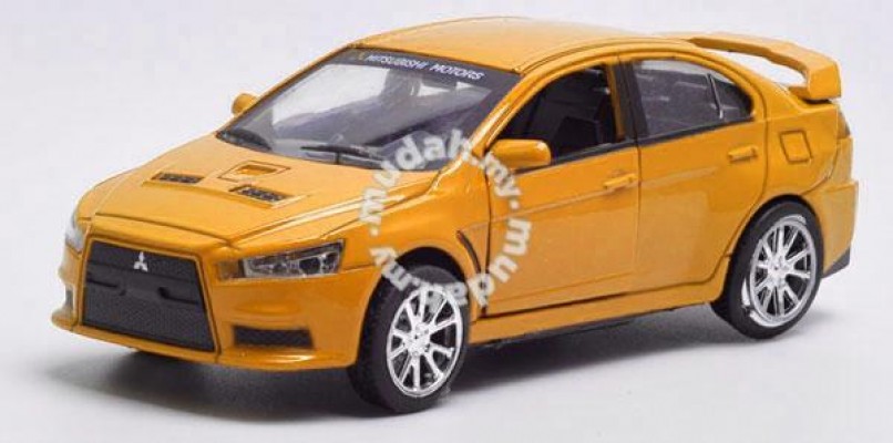Mitsubishi Evo X (kuning) Kereta Hiasan Kecil