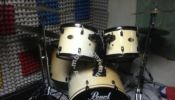 Drums full set (pearl)
